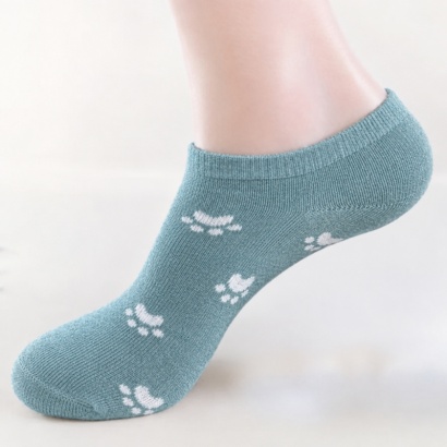 Meia soquete azul patinhas 